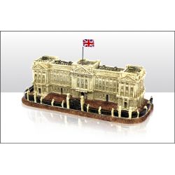 Buckingham Palace Figures 